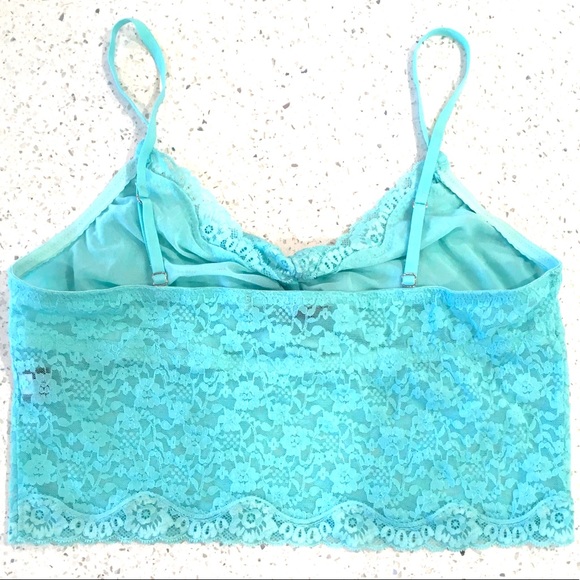 VICTORIAS SECRET BRALETTE SIZE LARGE - Picture 2 of 5